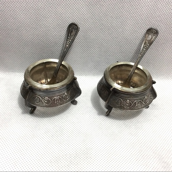 Vintage Russian salt cellars with spoons - Picture 1 of 5